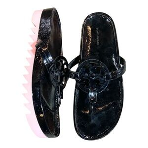 Tory Burch Women's Miller Cloud Lug Sandals Perfect Black/Petunia Patent 10.5